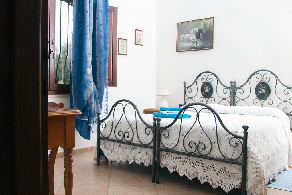 Bed and Breakfast Il Vecchioliveto Di Ornella Marrubiu Номер фото